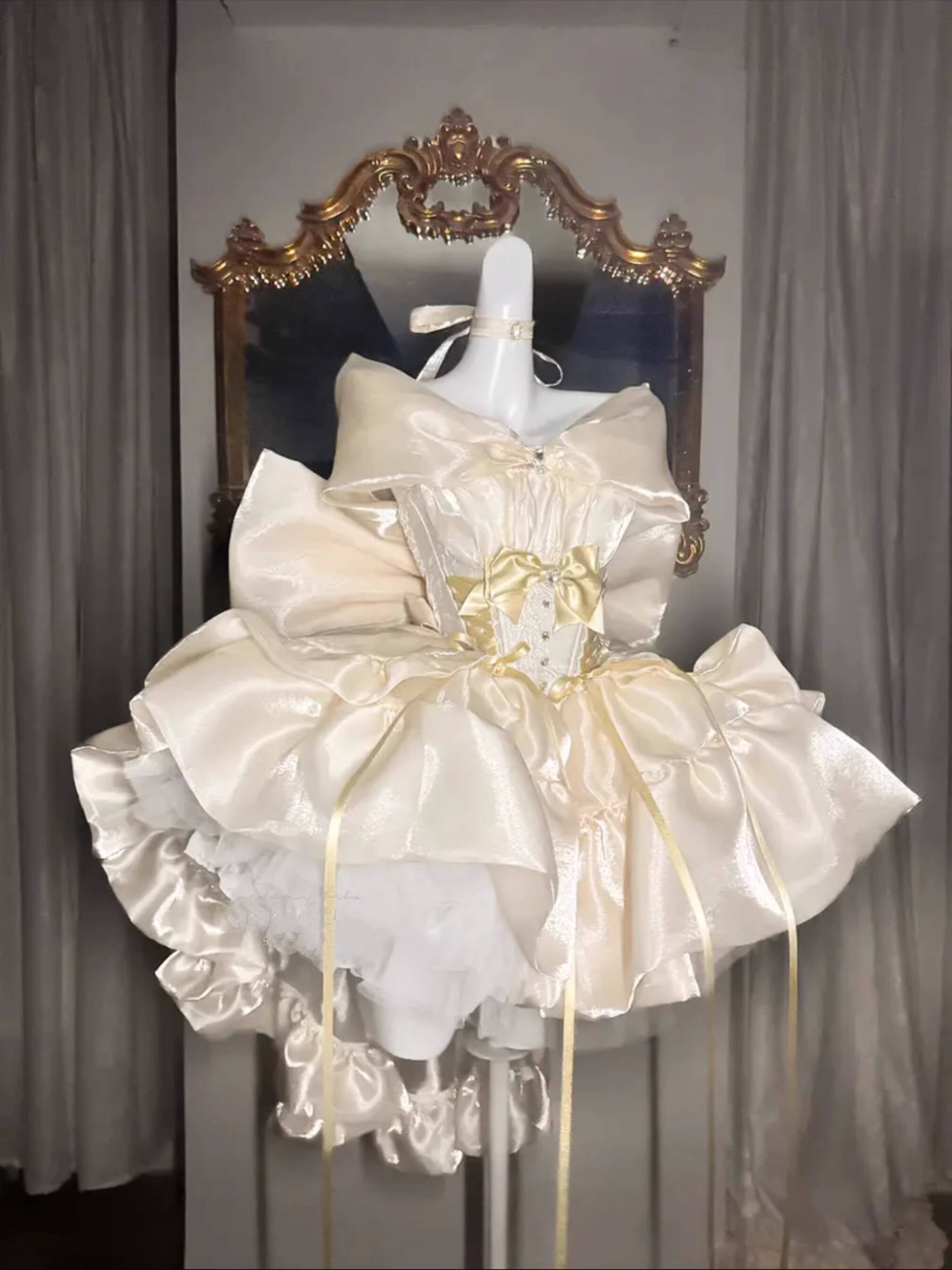 Women Luxury Formal Wear - Gaun Pertempuran Ulang Tahun Baru Pakaian