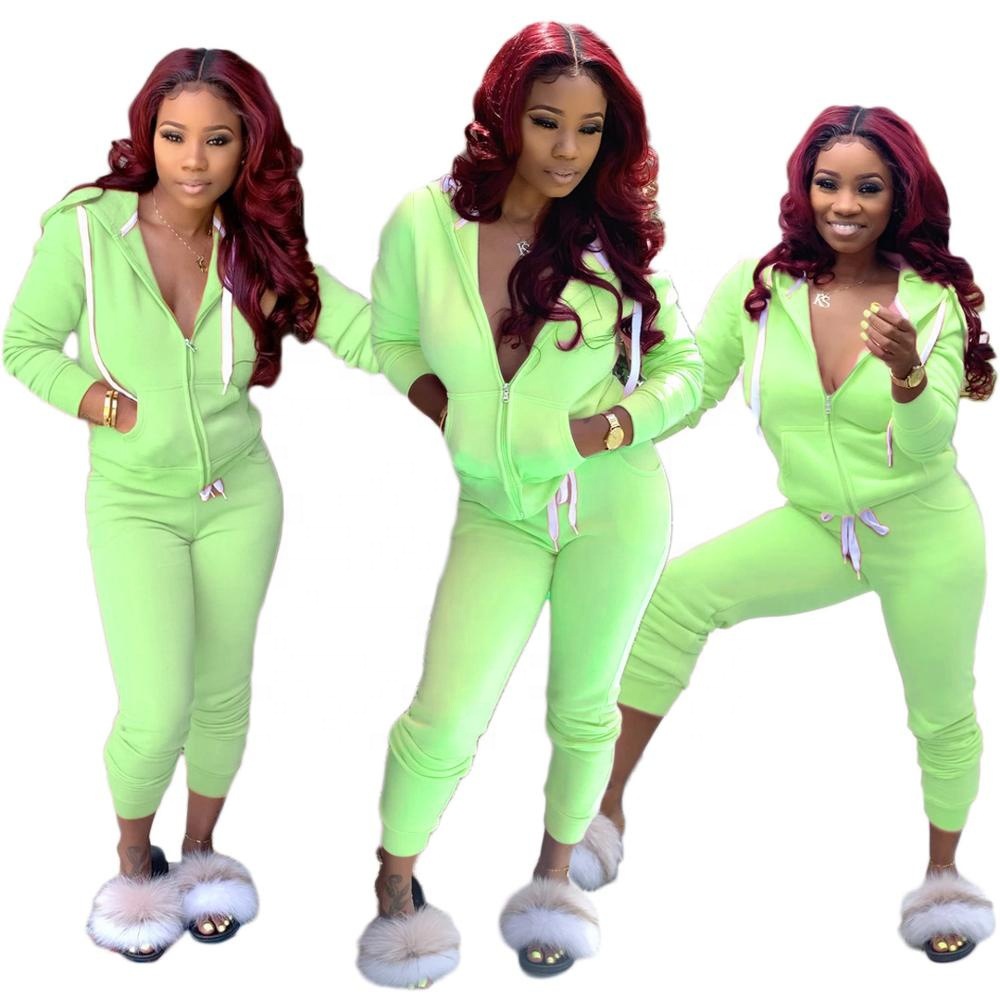 Setelan Olahraga Wanita Dua Po - Monochrome Suit Set ulasan dan harga