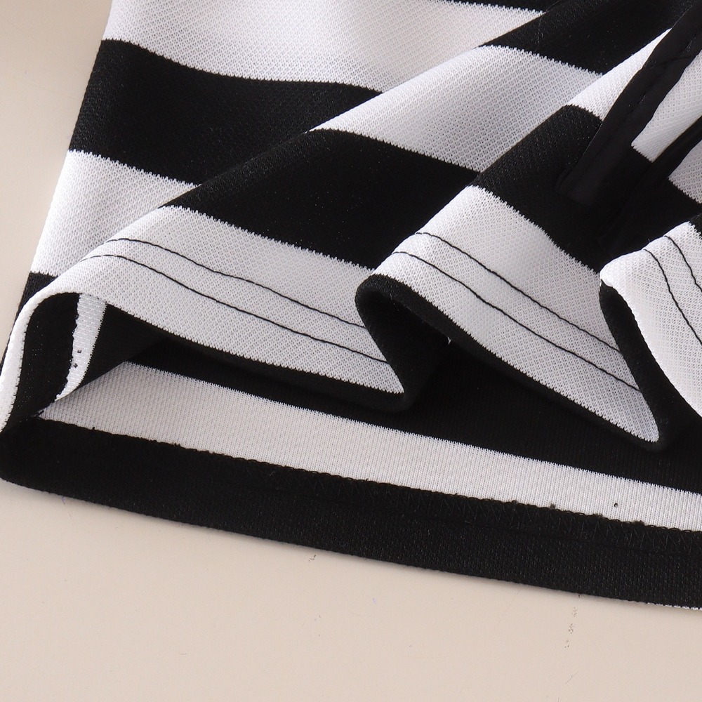 Setelan Kaus Bergaris Monokrom - Monochrome Suit Set ulasan dan harga