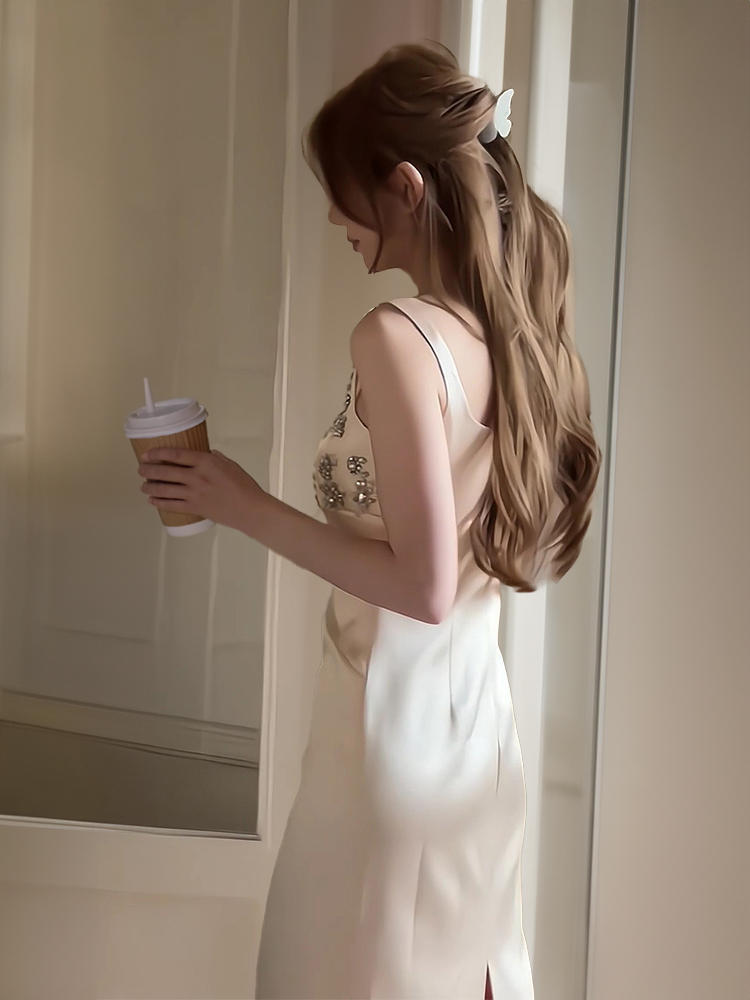 Gaun Malam Satin Elegan dengan - Women Luxury Formal Wear ulasan dan harga